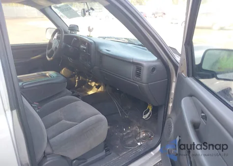 2006 Chevrolet Silverado 1500 Work Truck z USA, uszkodzony, nr VIN 1GCEC14V66E262738